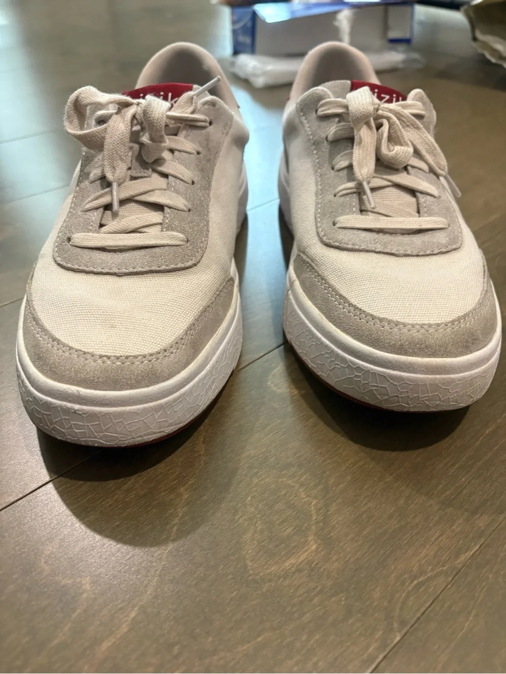 Kizik Prague Hands Free Sneakers Creme Brulee Crimson Women’s 9.5